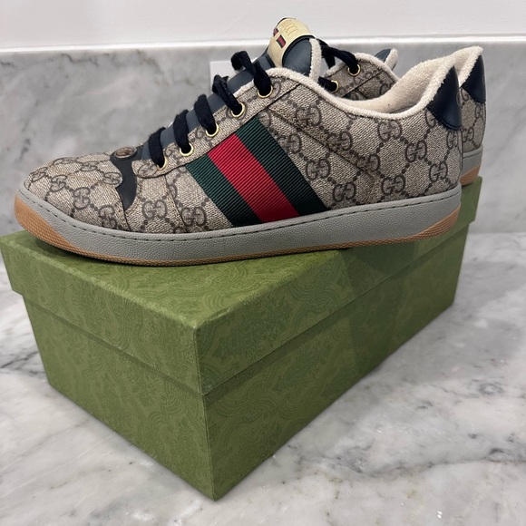 Men’s Gucci sneakers - Picture 4 of 4